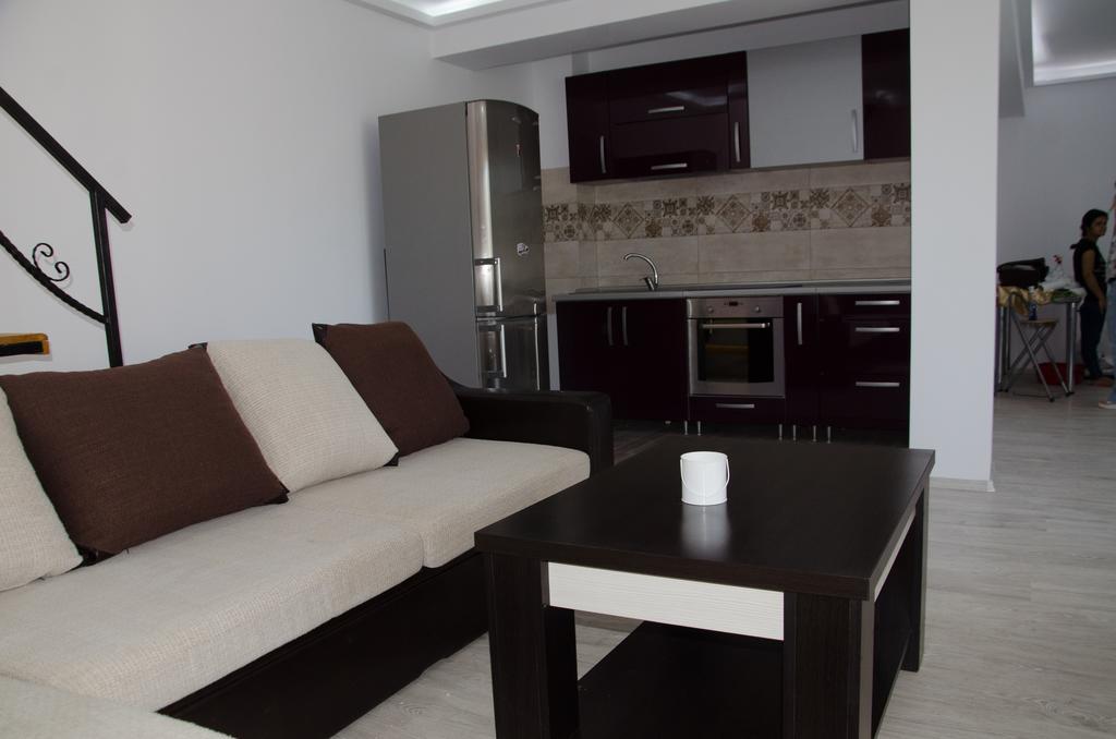 Stefy & Marie Apartment Constanta Ngoại thất bức ảnh