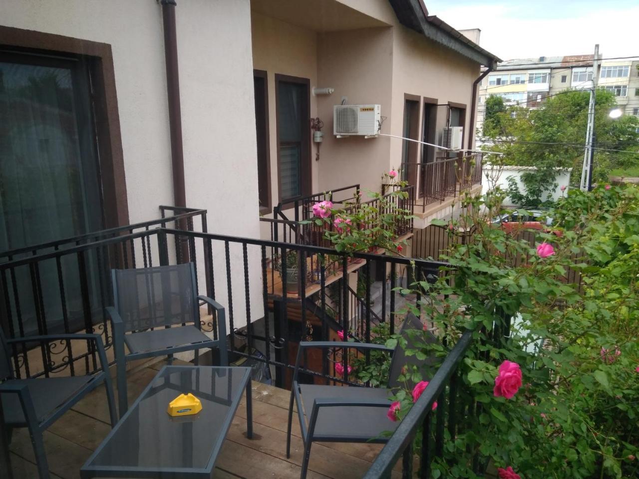Stefy & Marie Apartment Constanta Ngoại thất bức ảnh